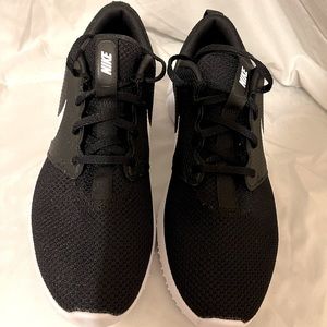 Nike Mens Golf shoe
